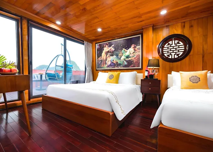 Hera Classic Boutique Cruise