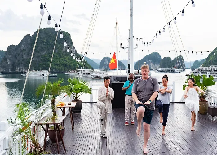 Hera Classic Boutique Cruise