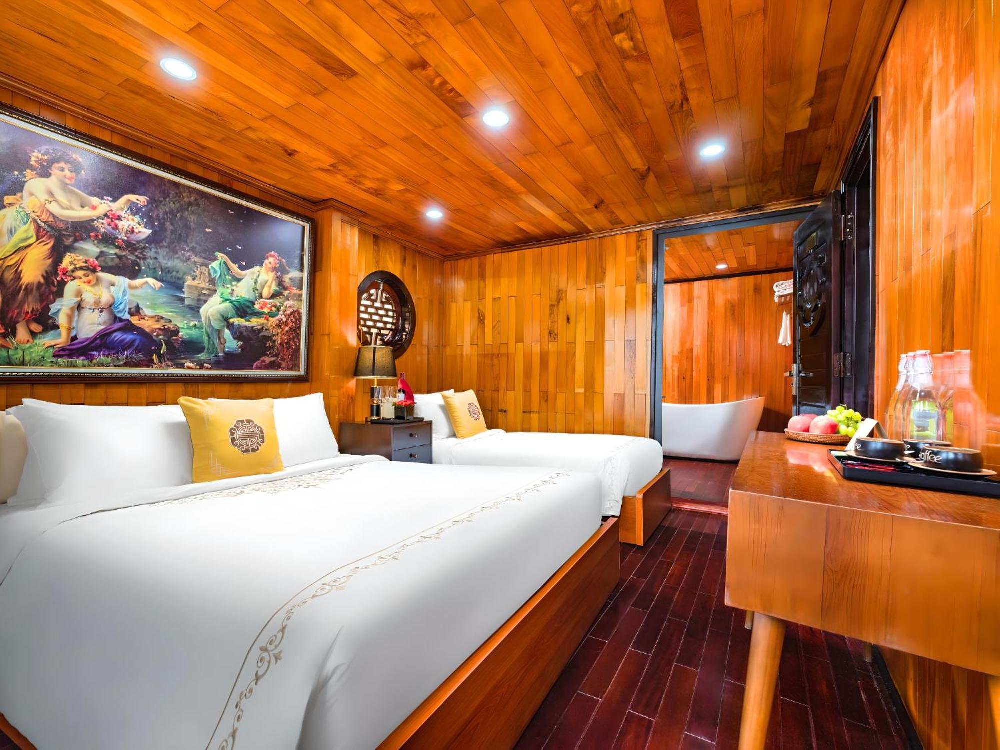 Botel Hera Classic Boutique Cruise Ha Long