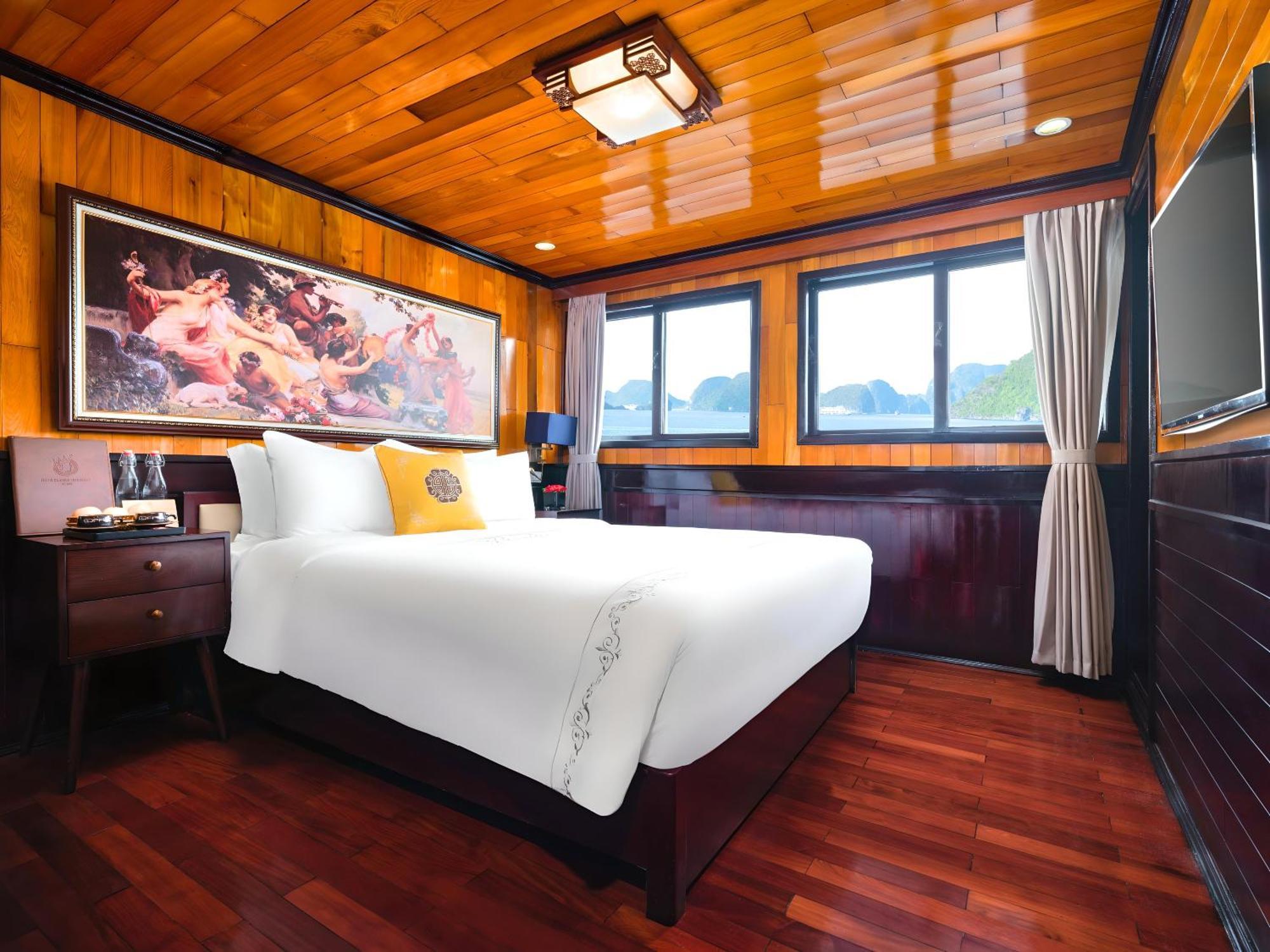 Botel Hera Classic Boutique Cruise